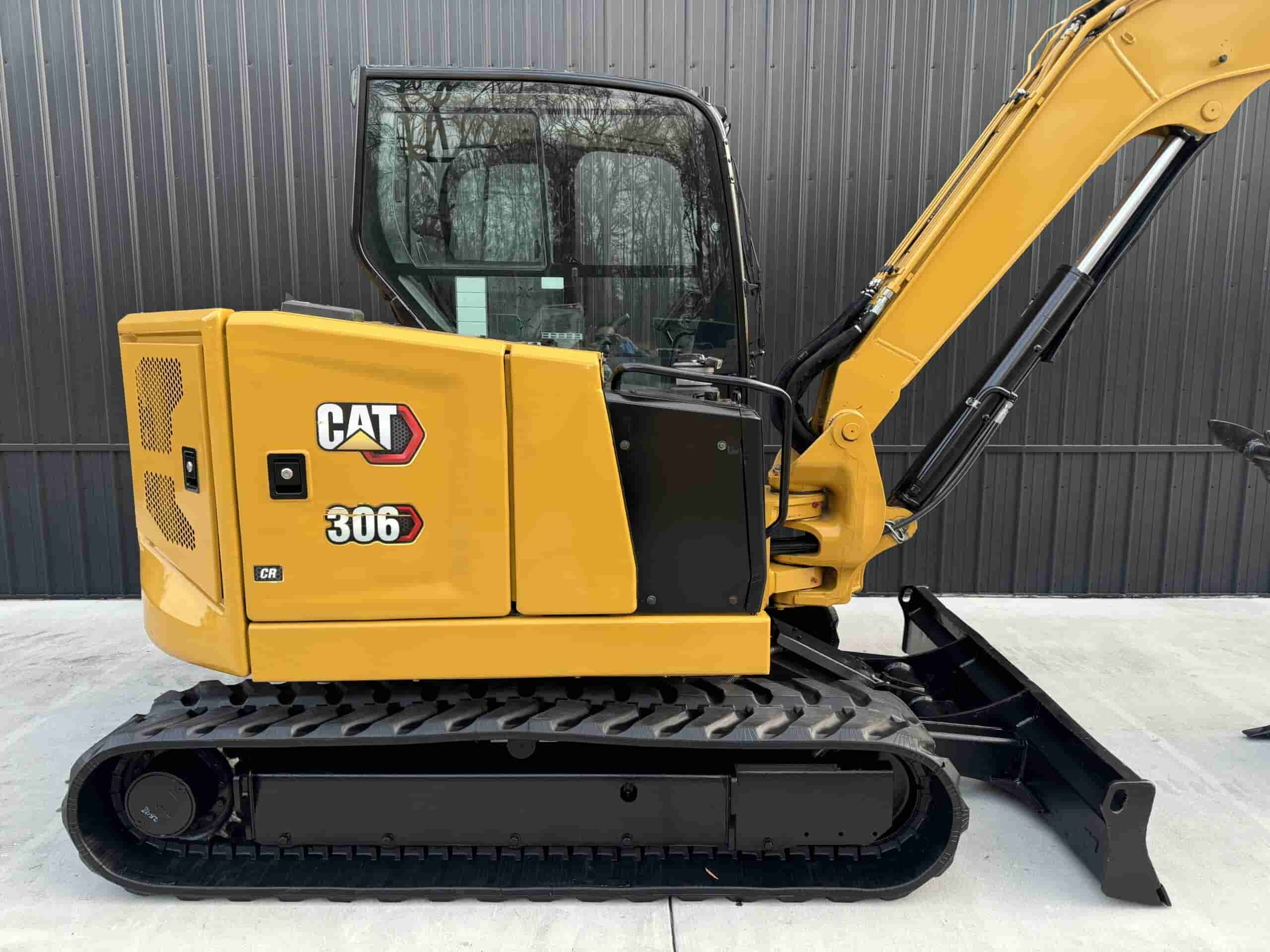 2021 CAT 306 CR
